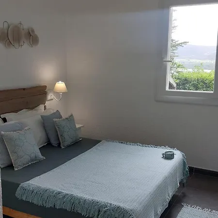 Mini Vue Santa Giulia - Acces A Pied - 2 A 4 Pers - 1 *